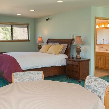 Brookside Bed & Breakfast ฮูดริเวอร์ ภายนอก รูปภาพ