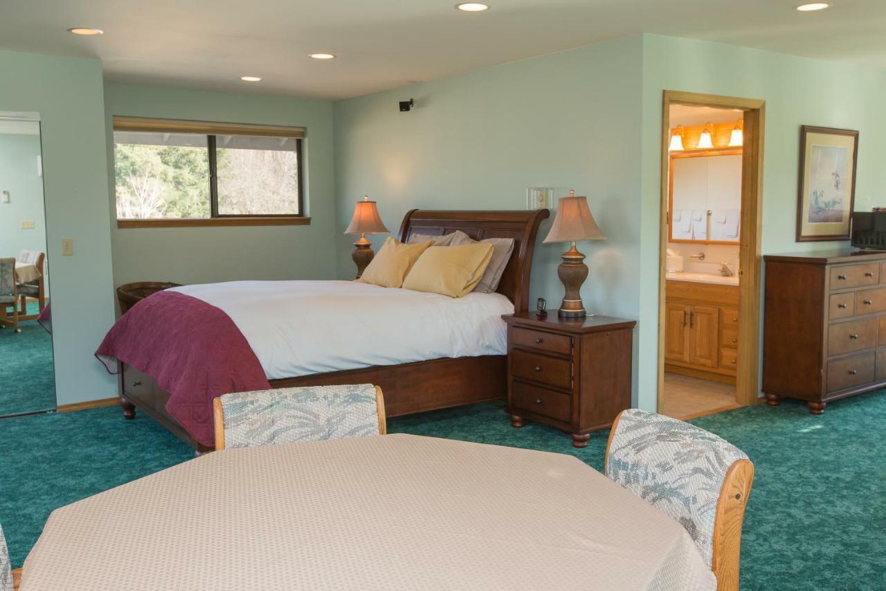 Brookside Bed & Breakfast ฮูดริเวอร์ ภายนอก รูปภาพ